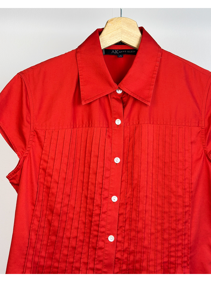 Camisa roja manga corta 2