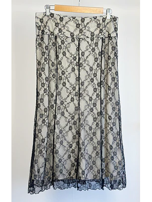 Falda de encaje