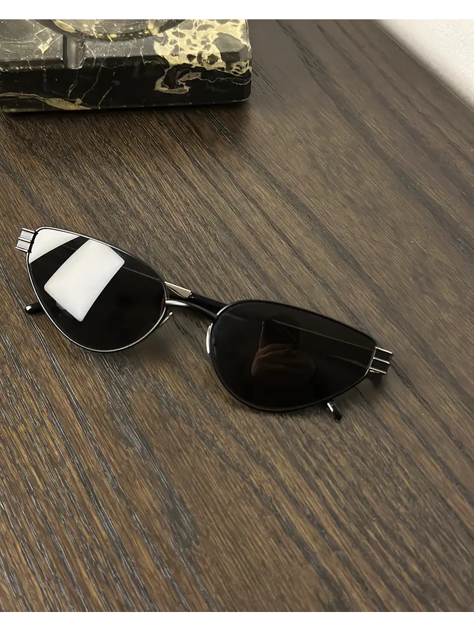 Lentes de sol negros 1