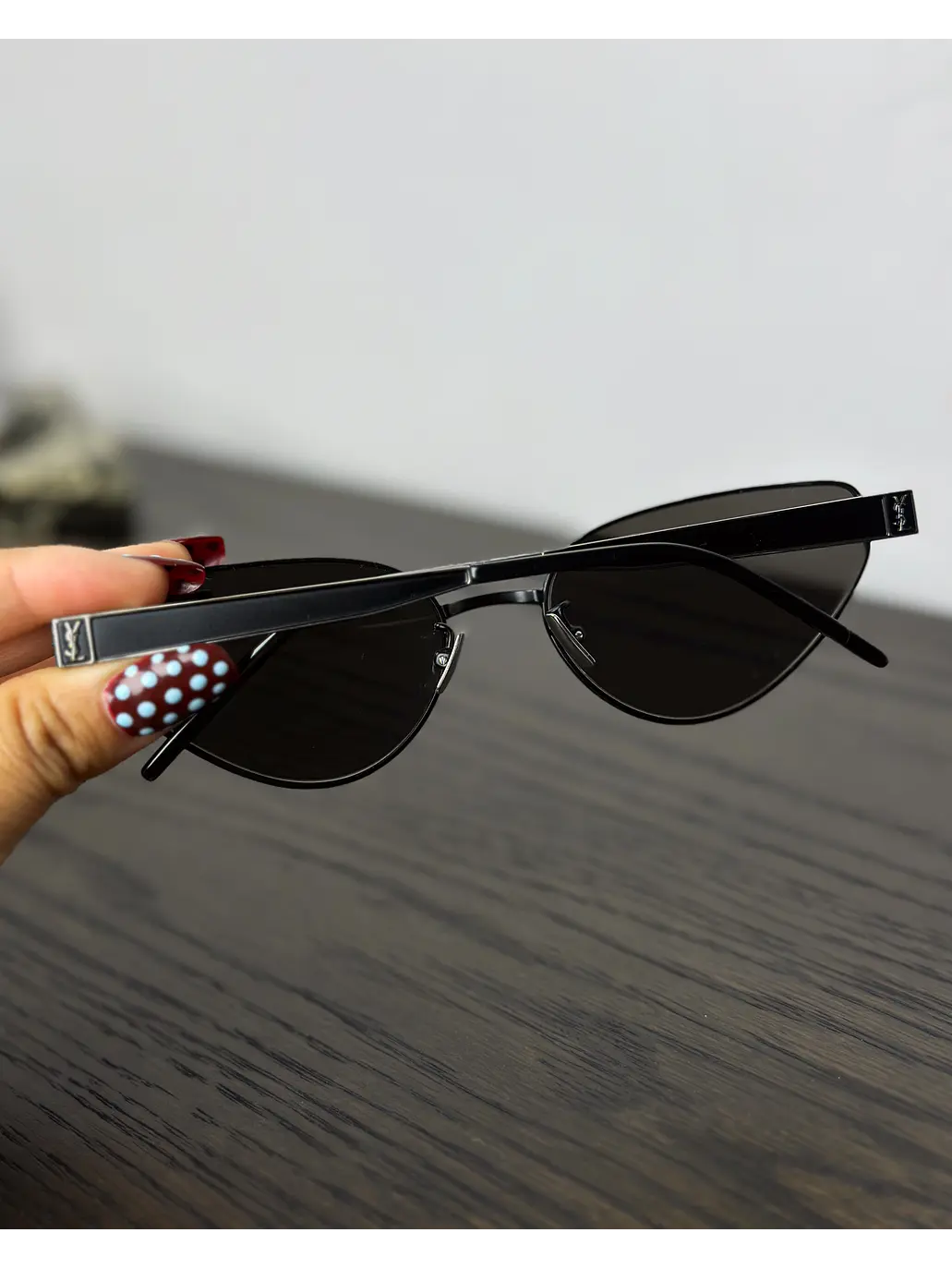 Lentes de sol negros 13