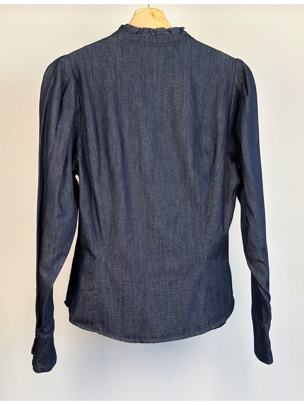 Camisa denim azul oscura  4