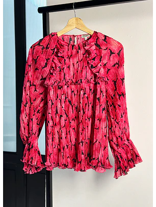 Blusa floreada plisada