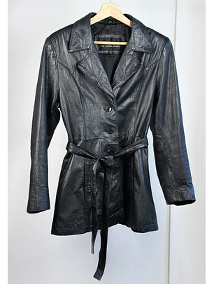 Chaqueta de cuero negra