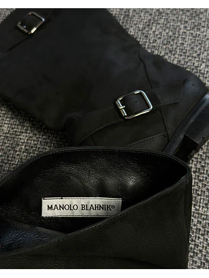 Botas negras de cuero