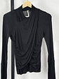 Top negro drapeado - Miniatura 2