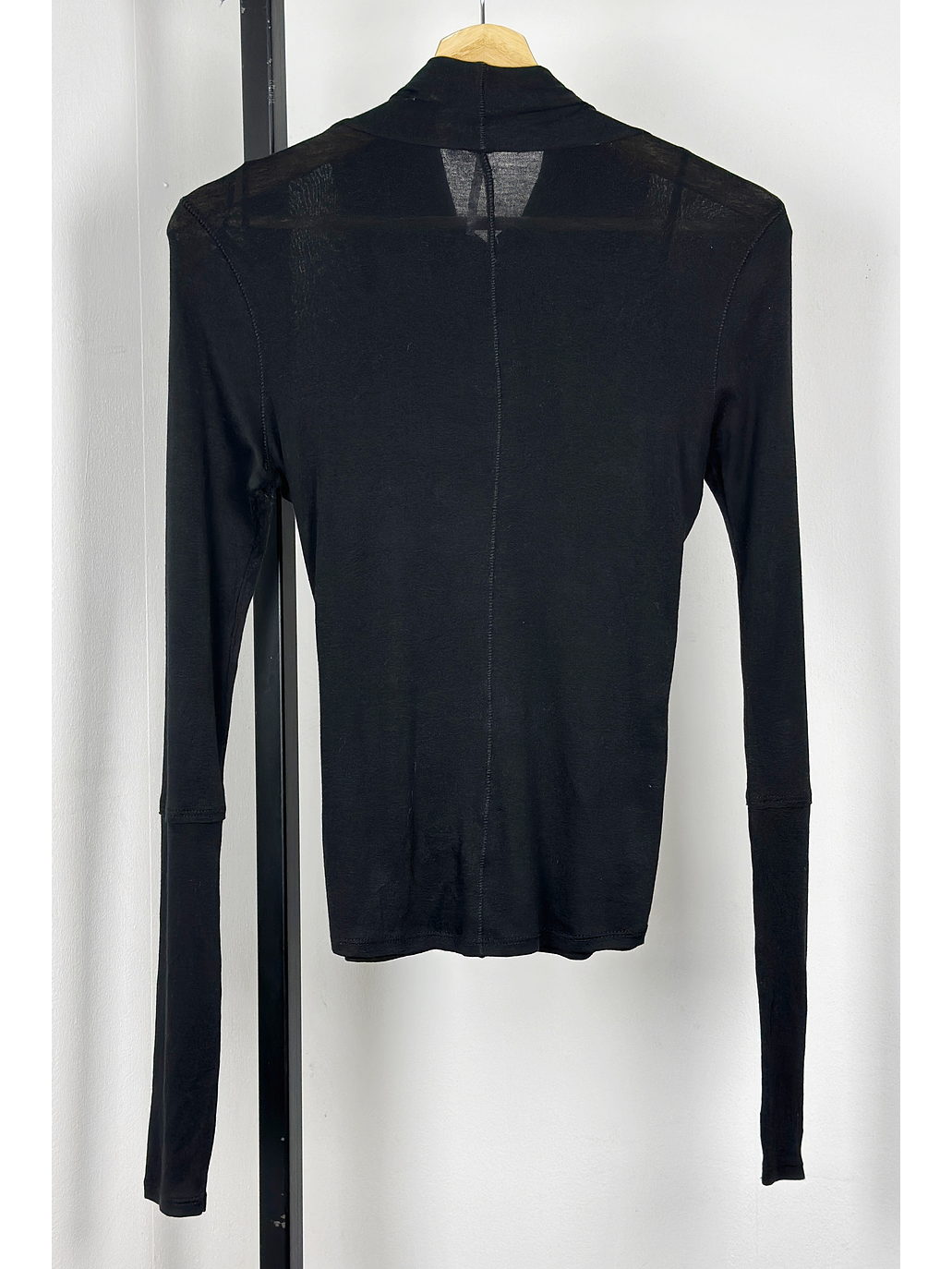 Top negro drapeado 3