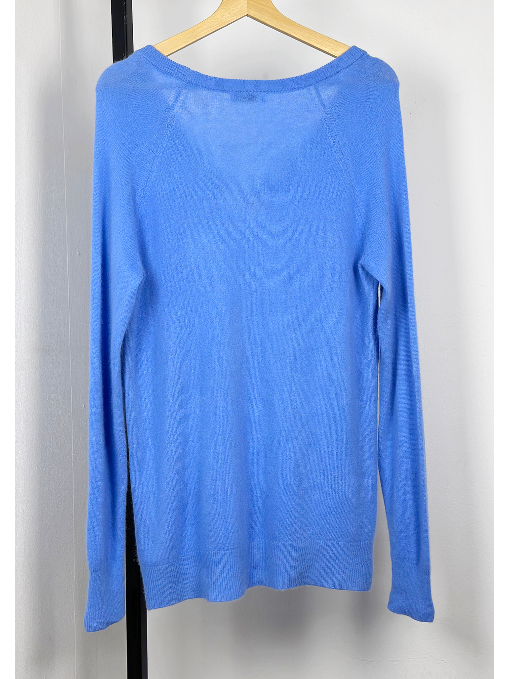 Suéter cachemira celeste 2