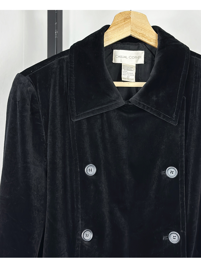 Abrigo negro de plush 3