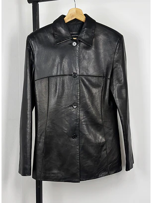 Chaqueta de cuero negra