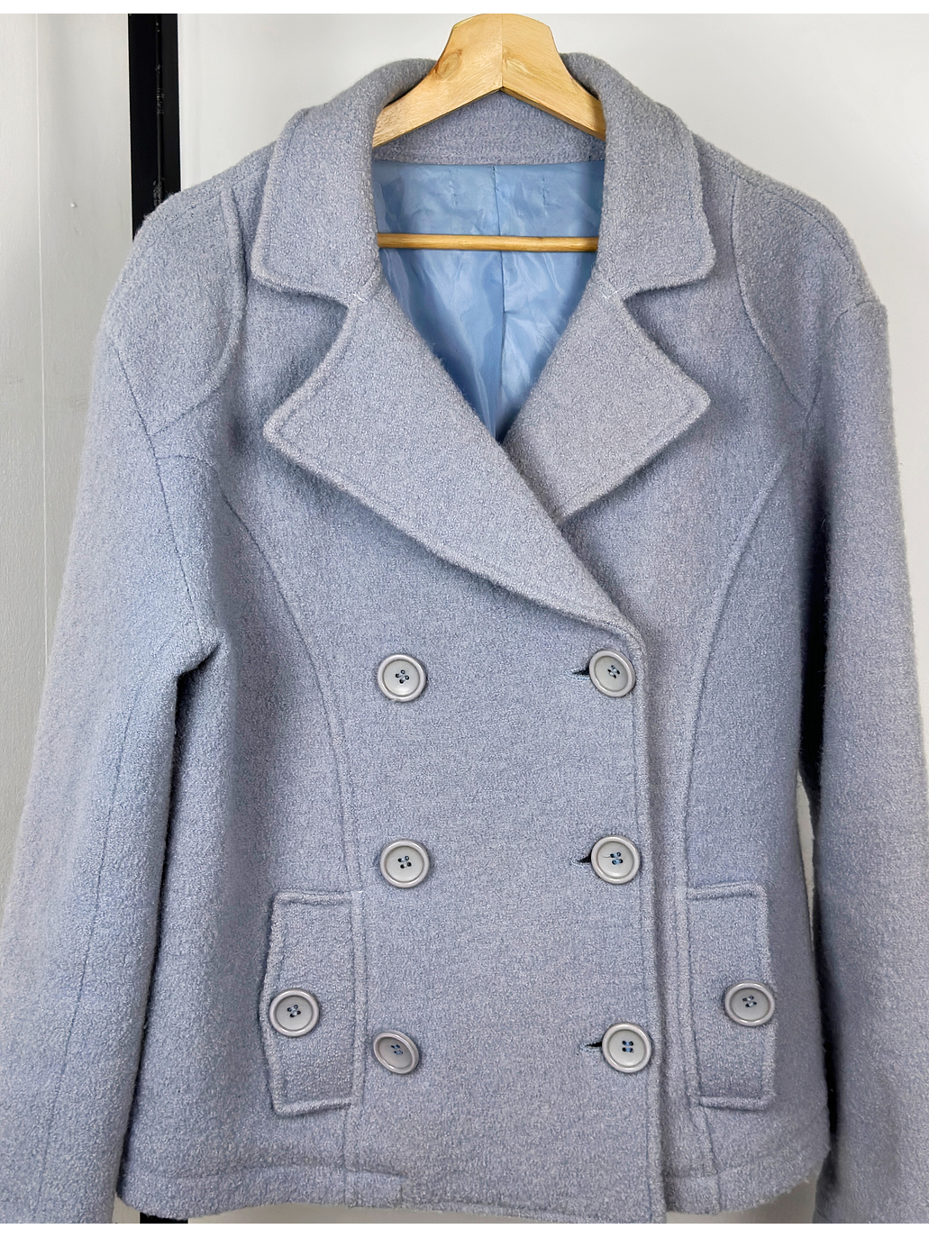Abrigo celeste de lana 2