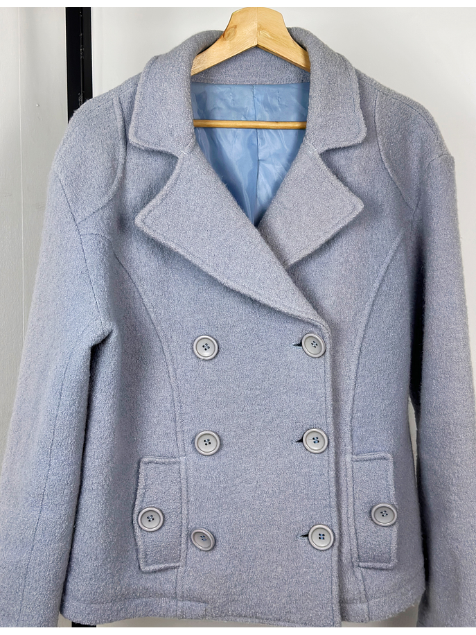 Abrigo celeste de lana 2