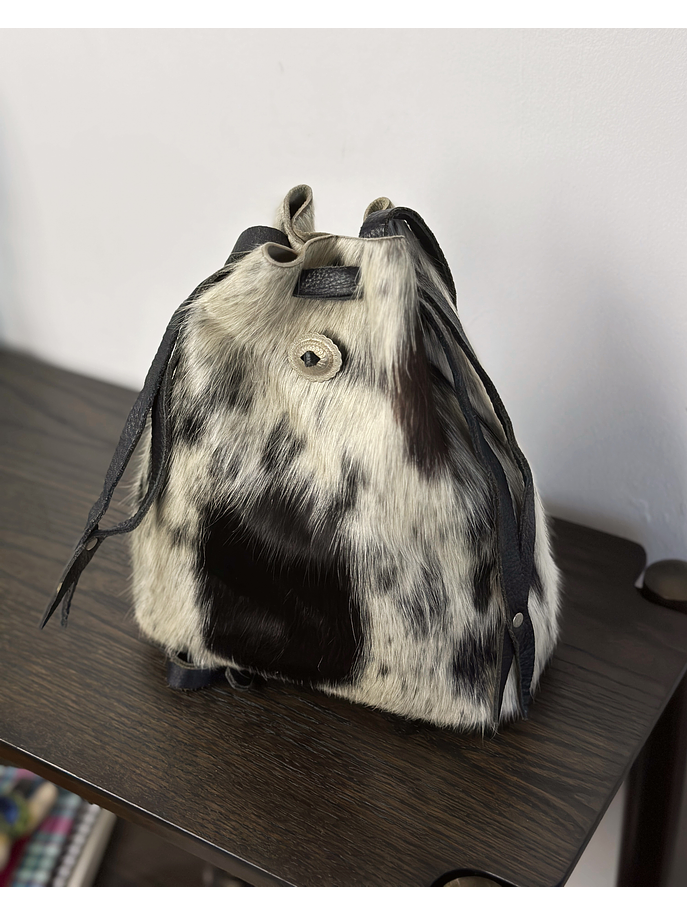 Morral de cuero de vaca 1