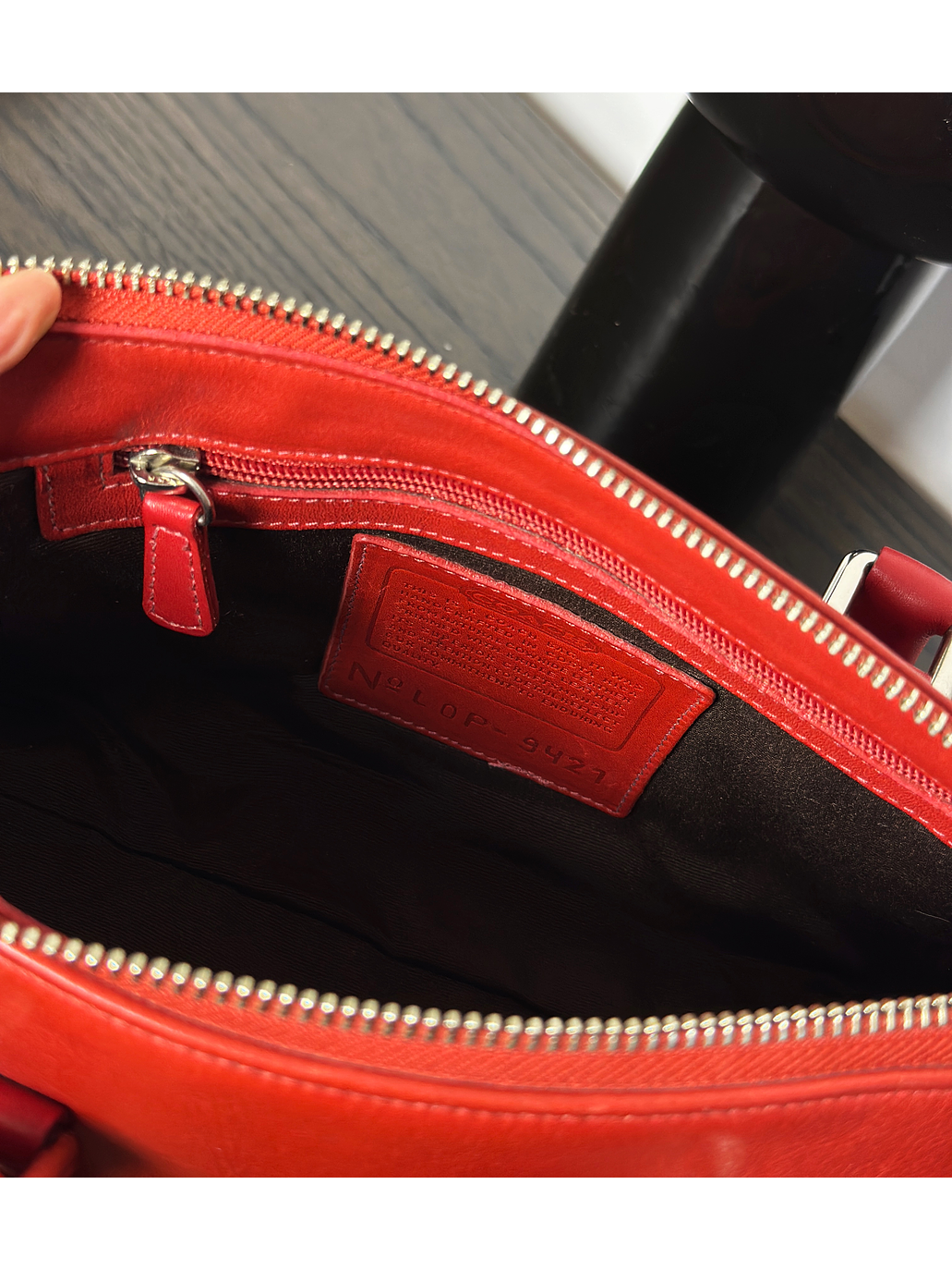 Cartera de mano roja 8