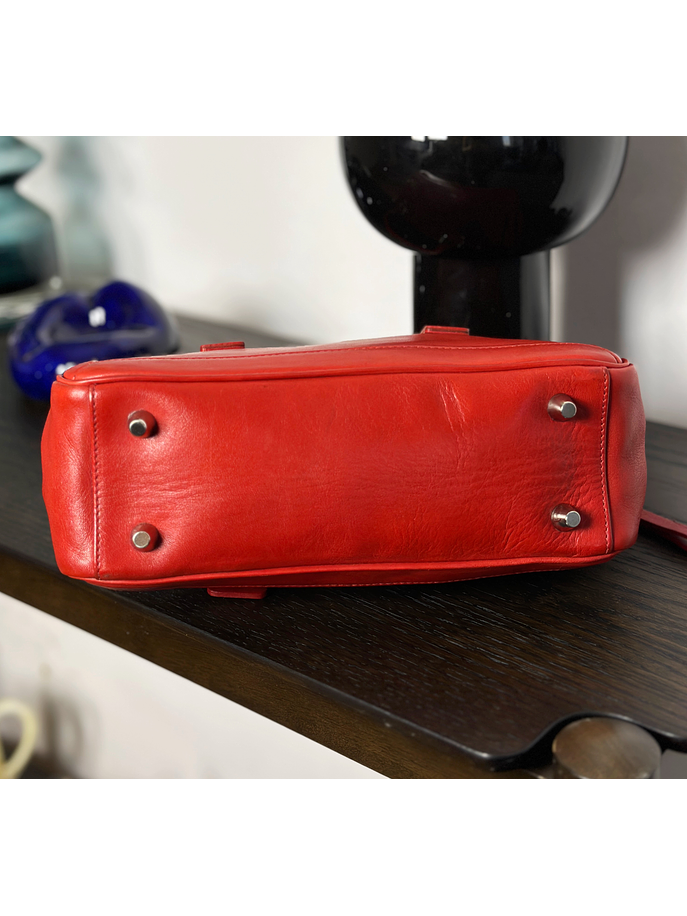 Cartera de mano roja 6