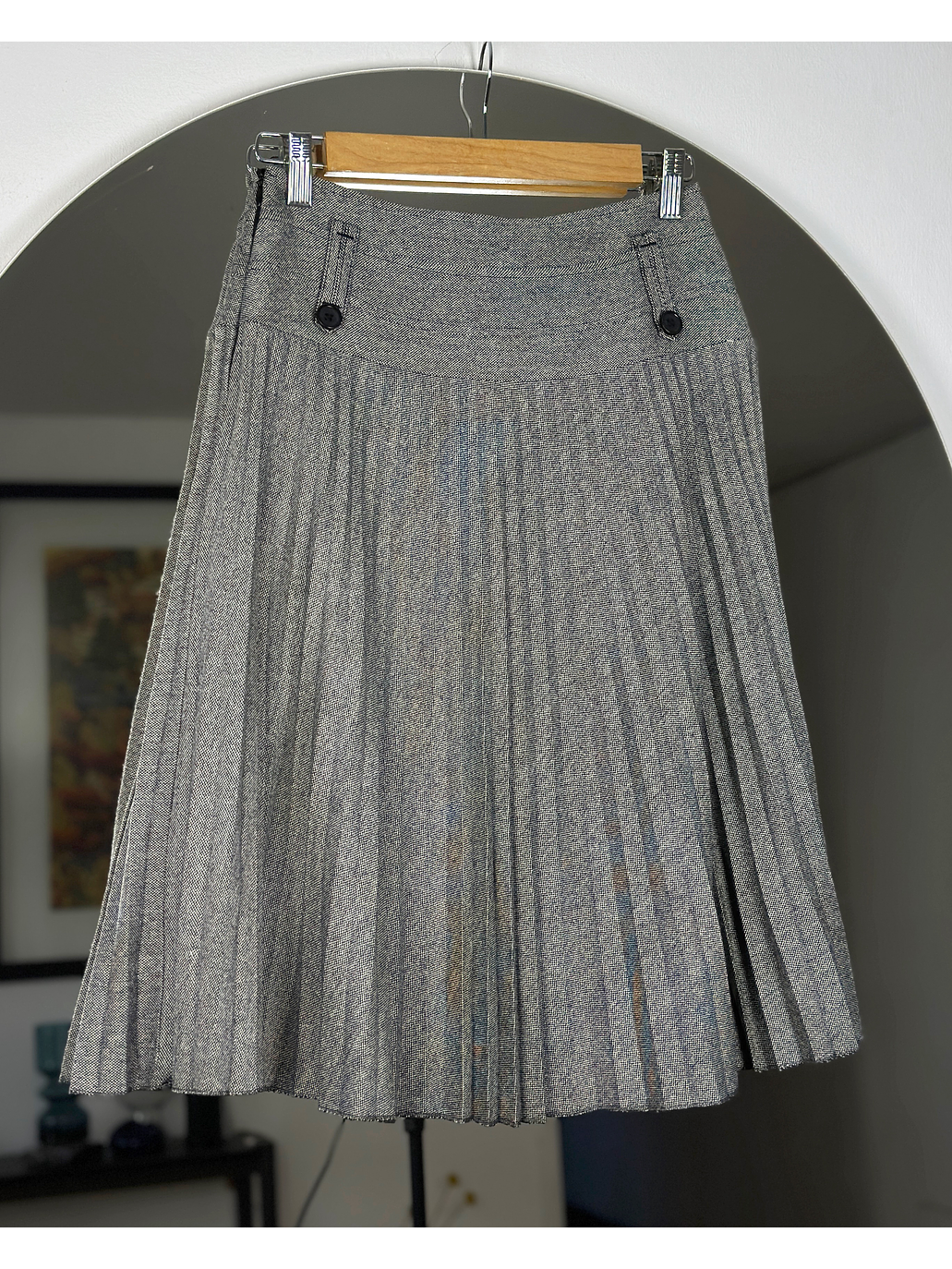 Falda gris plisada 3