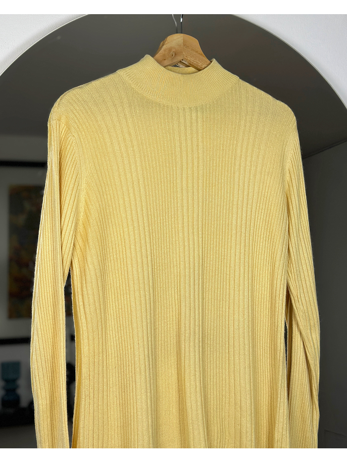 Suéter amarillo seda 2