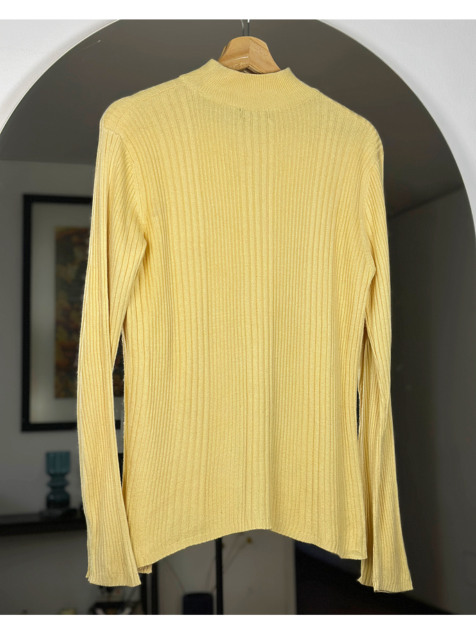 Suéter amarillo seda 3