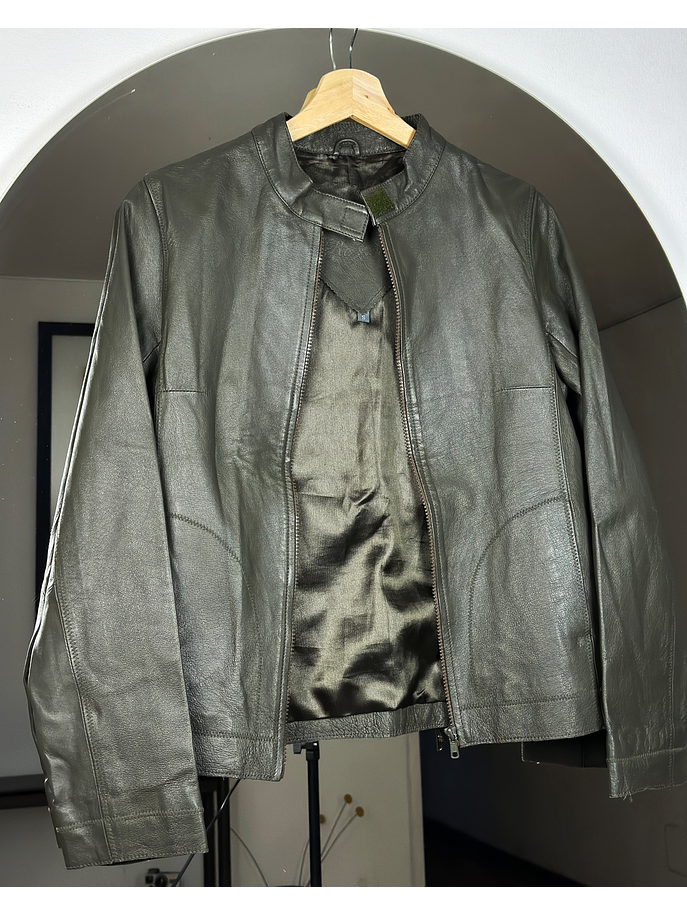 Chaqueta verde de cuero 4