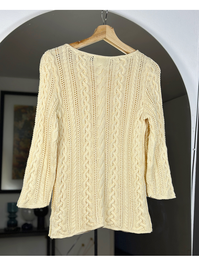 Suéter beige trenzado 3