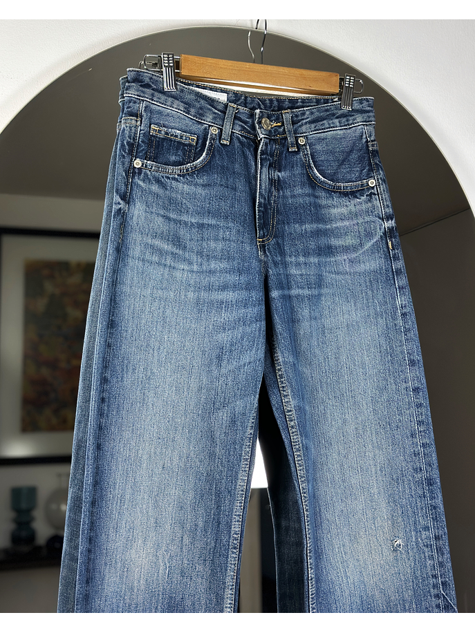 Jeans azul lavado recto 2