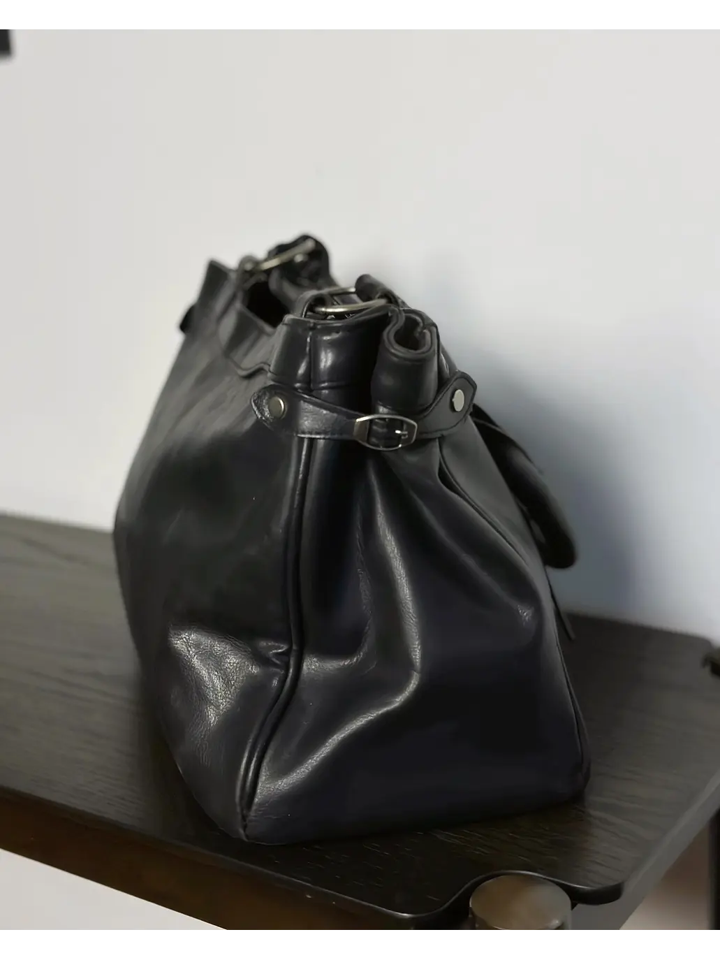 Bolso negro cuero sintético  4