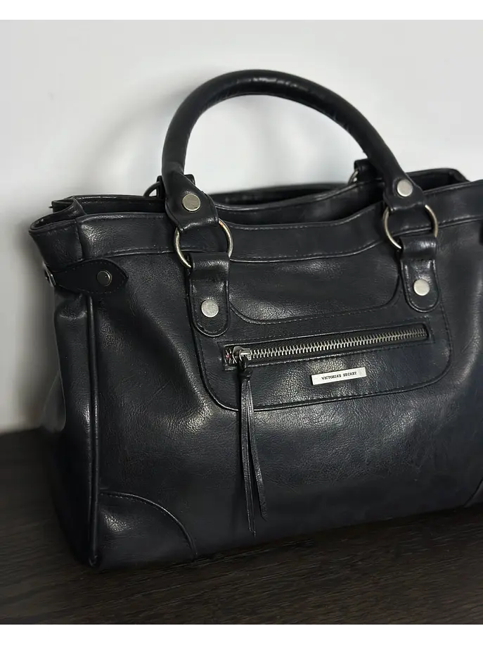 Bolso negro cuero sintético  2