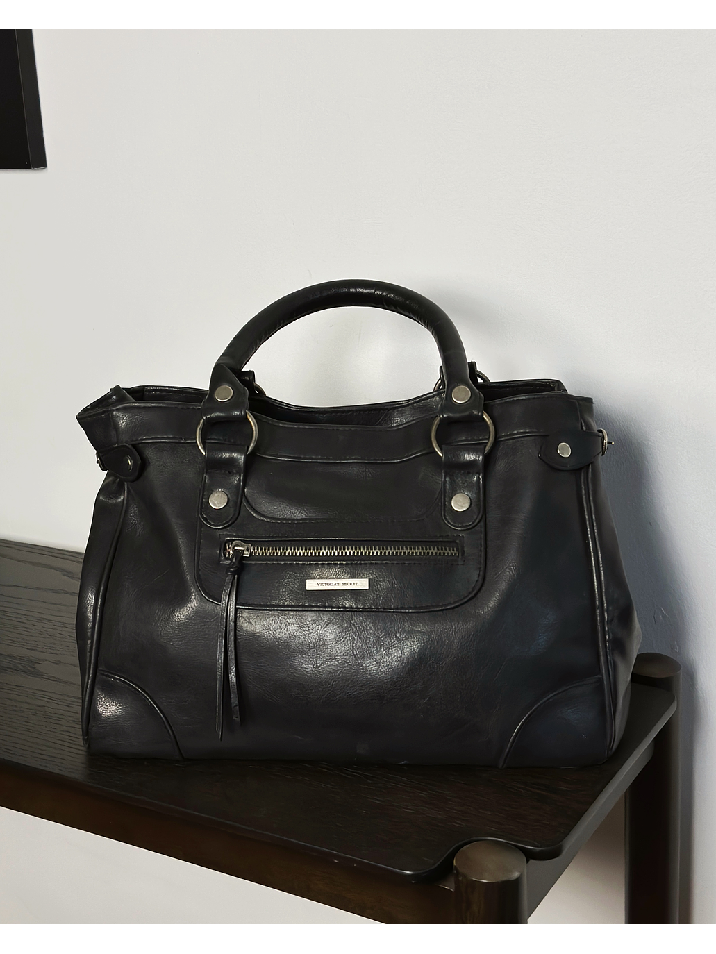 Bolso negro cuero sintético  1