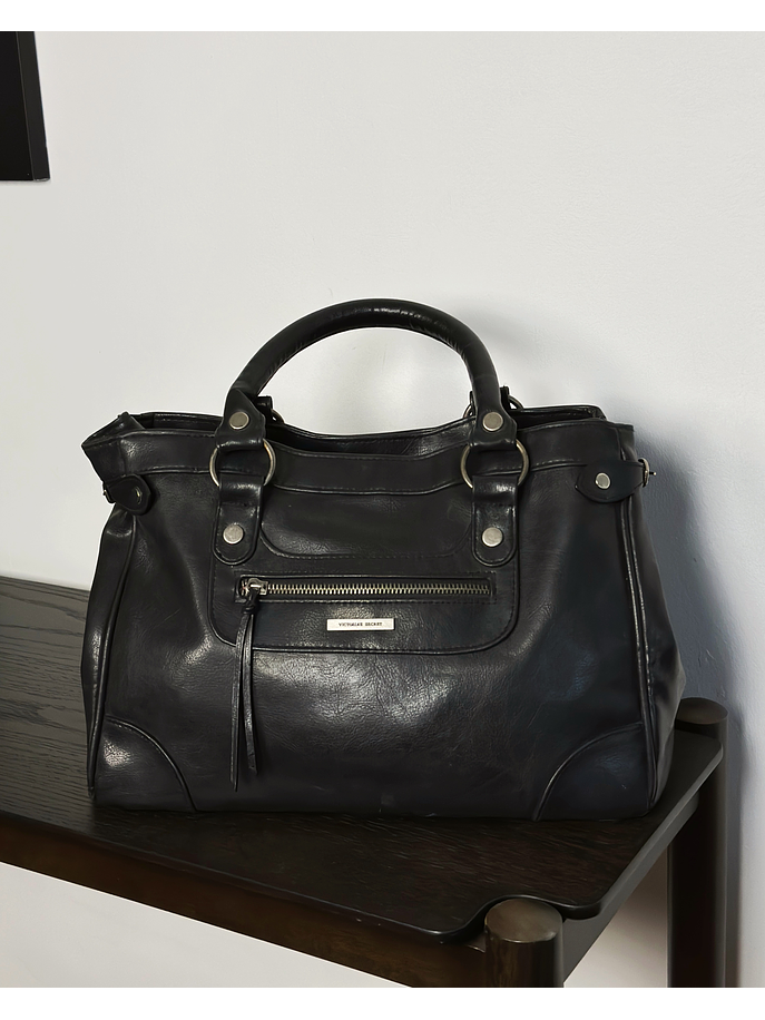 Bolso negro cuero sintético  1