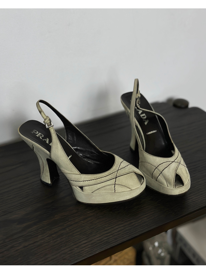 Zapato alto beige  6