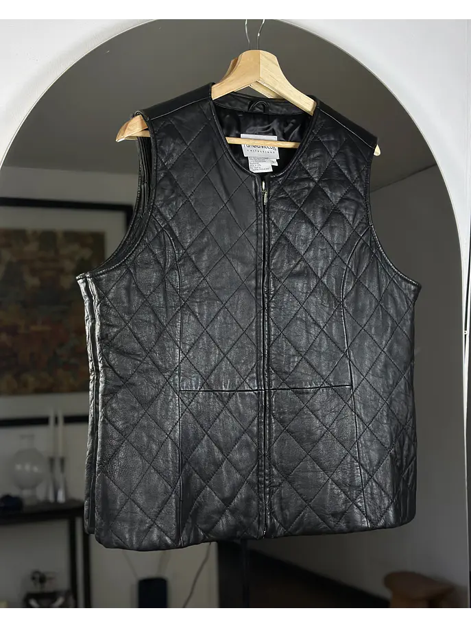 Chaqueta de cuero sin mangas 1