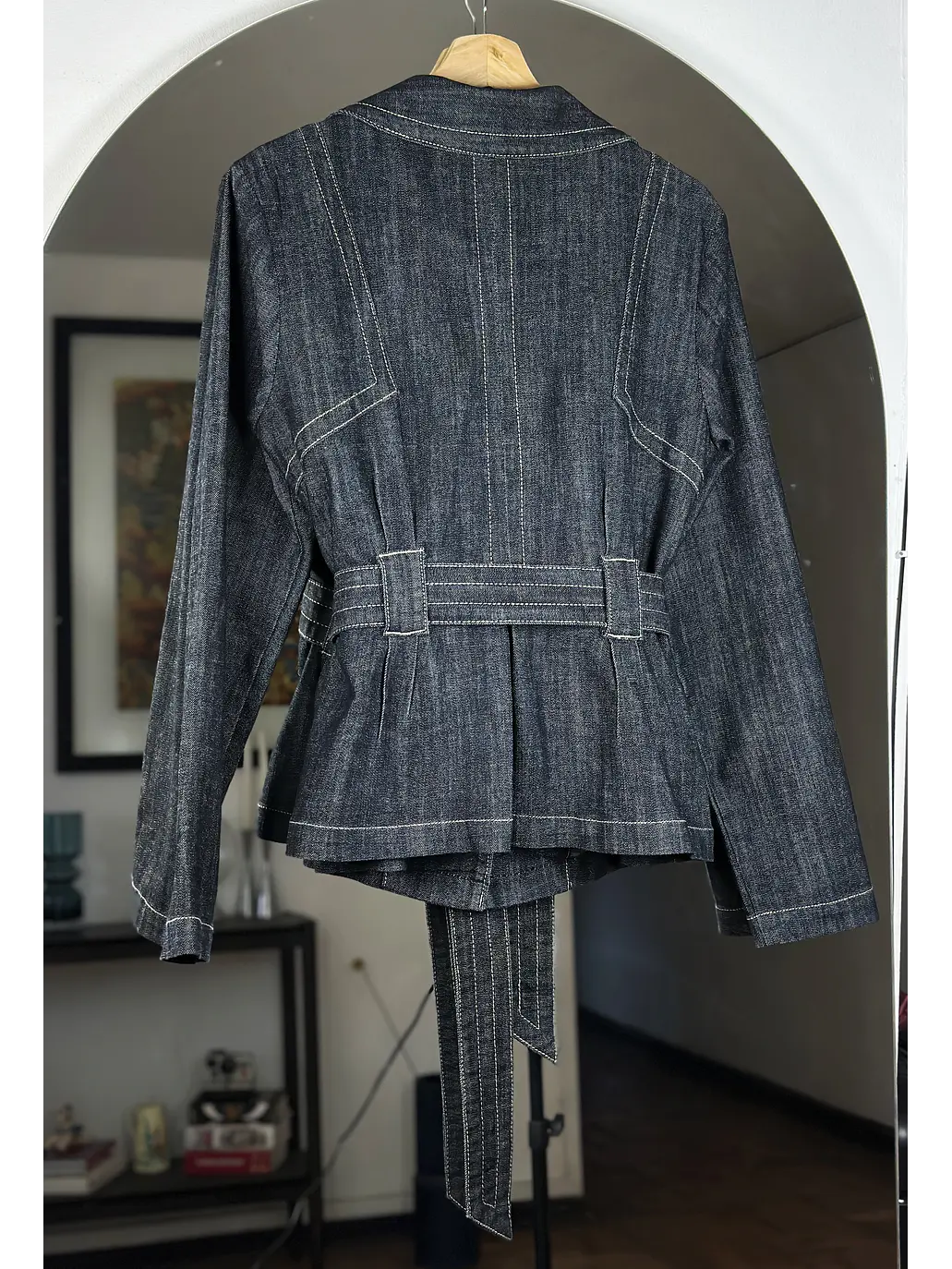 Chaqueta de mezclilla con cinturón 3