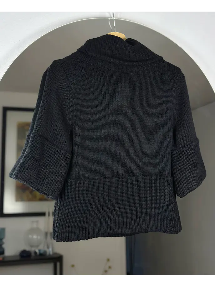 Chaleco negro manga 3/4 5