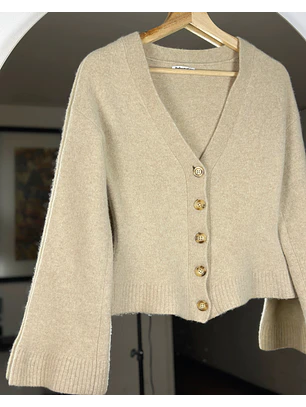 Cardigan beige de lana