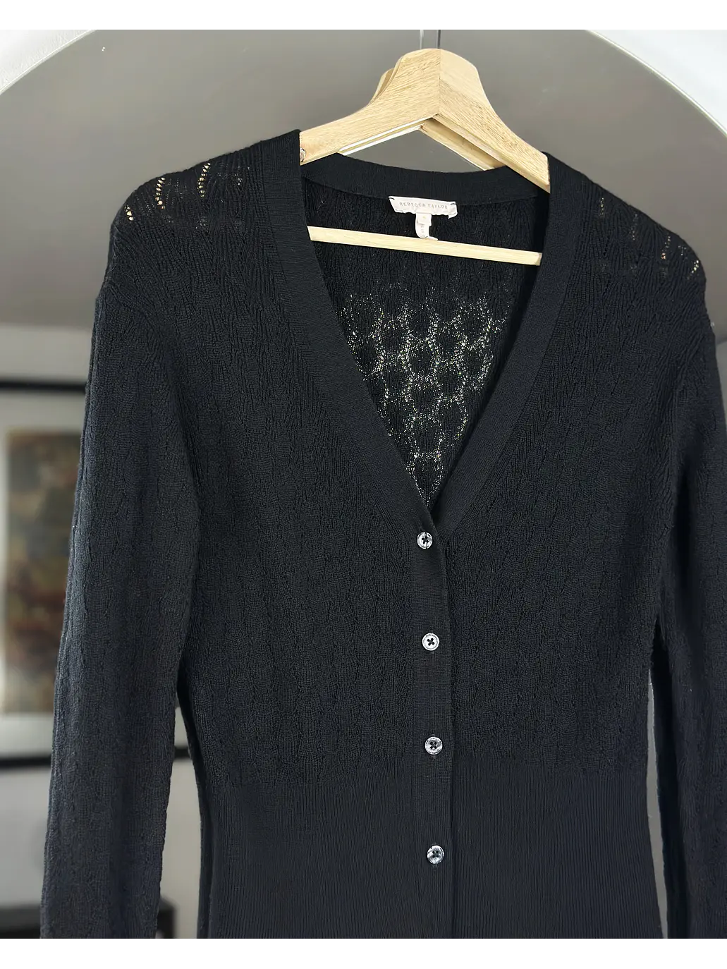 Cardigan negro de lana calado 2