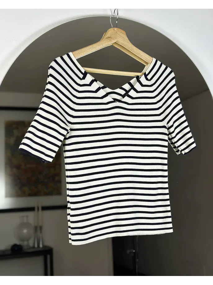 Polera de punto rayada 1