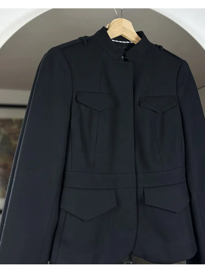 Blazer de lana estilo militar 2