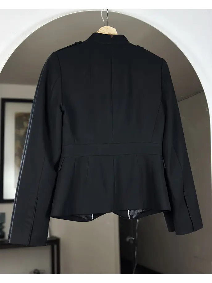 Blazer de lana estilo militar 4