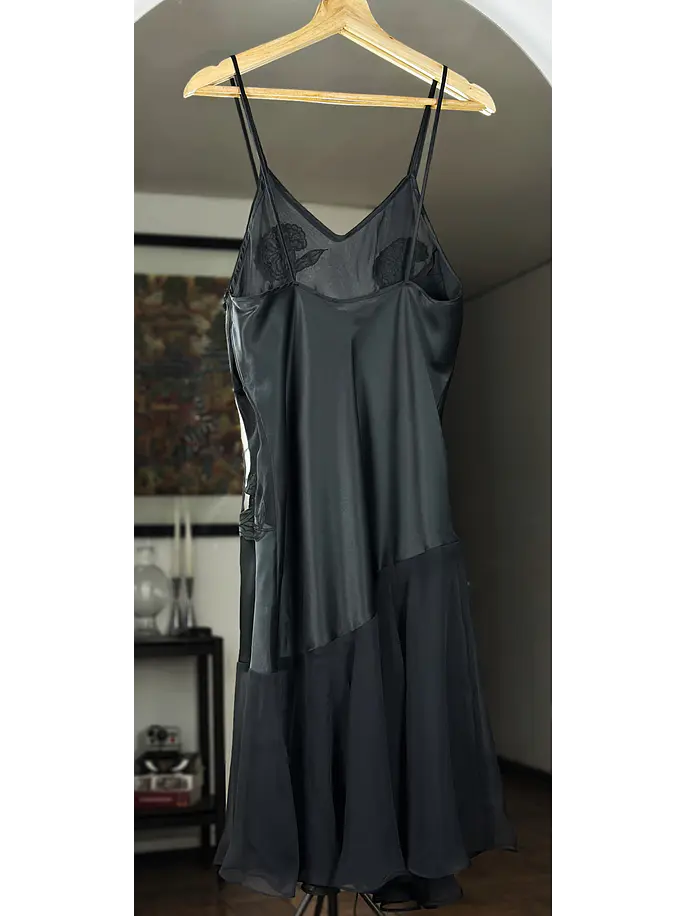 Vestido lencero negro 4