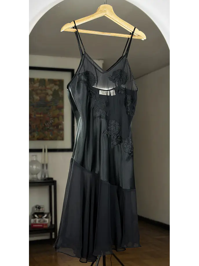 Vestido lencero negro 1