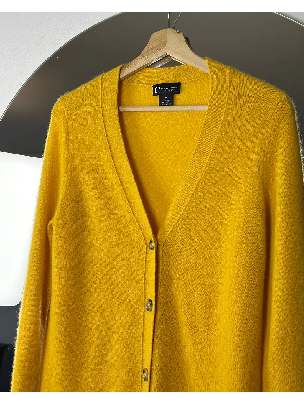 Cardigan cachemira amarillo 2