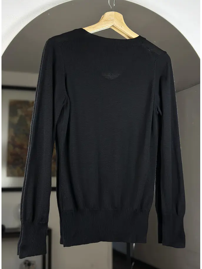 Chaleco negro de lana 4