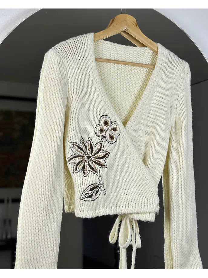 Chaleco blanco cruzado 2