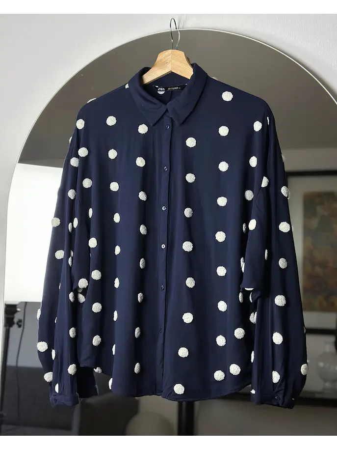 Camisa polka dots azul 1