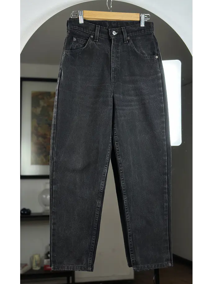 Jeans negro tiro alto 1