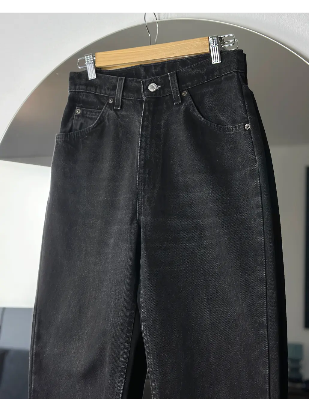 Jeans negro tiro alto 2