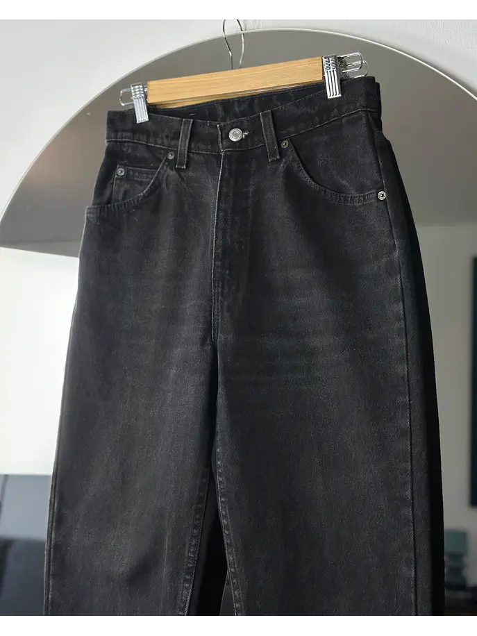 Jeans negro tiro alto 2