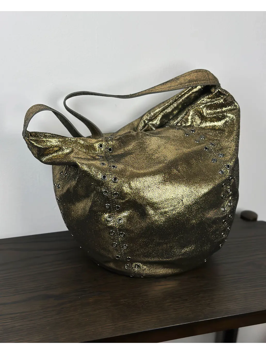 Bolso metalizado de cuero 3