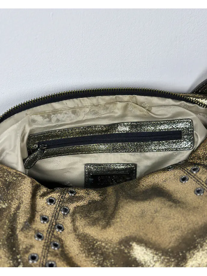Bolso metalizado de cuero 10