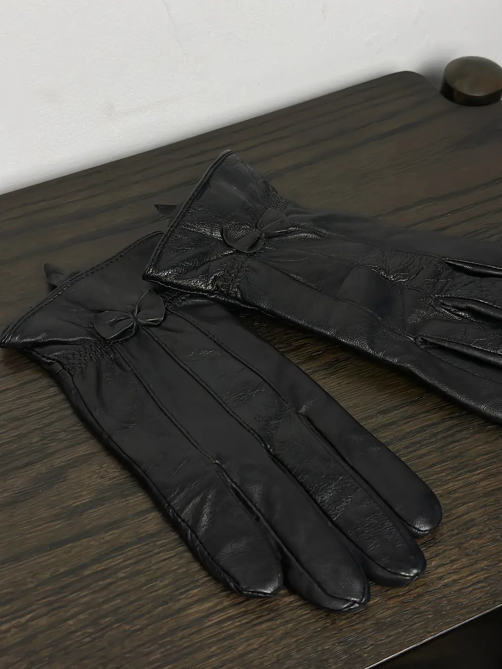 Guantes de cuero negro 4