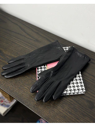 Guantes de cuero negro